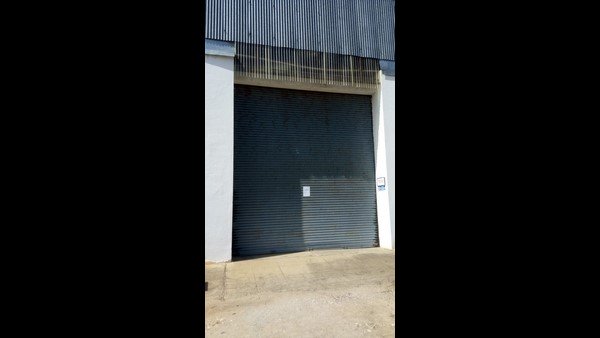 ఐటీ దాడులతో కష్టాలు