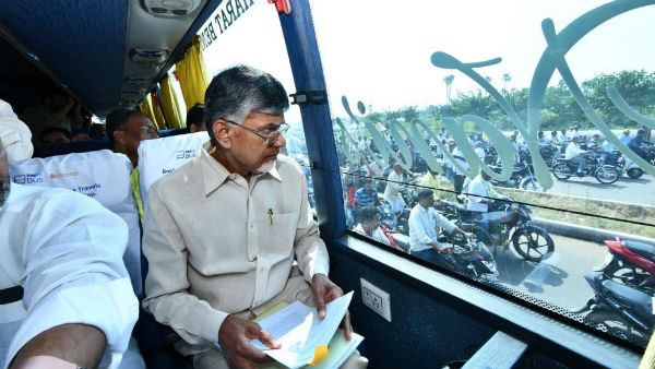 బాబుకు అండగా ఉండటం అంటే రాష్ట్రానికి అండగా ఉండటమే అని అనుకూల ఫ్లెక్సీలు