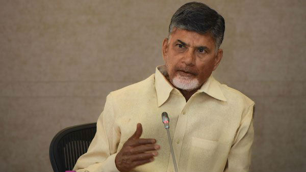 జగన్ చెప్పేదొకటి.. చేసేదొకటి..