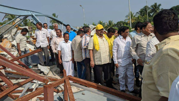 రాజధాని కోసం భూములు తీసుకుని అన్యాయం చేశారని ఆగ్రహం