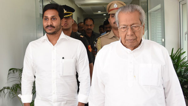 ఆ పదవుల్లో ఉన్న వారి పైనా చర్చ..!