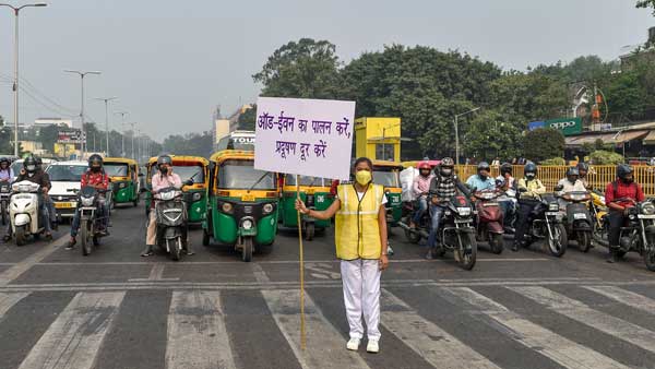 Delhi Air pollution: Situation improves with Odd Even scheme Delhi Air pollution: Situation improves with Odd Even scheme