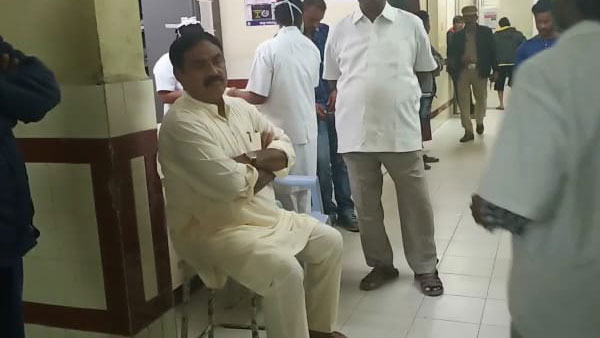 minister errabelli dayakar rao car roll over, two dead, 3 injured minister errabelli dayakar rao car roll over, two dead, 3 injured