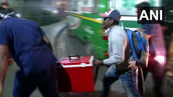transportation of a heart, that was brought from Vijayawada Andhra Pradesh to Fortis Hospital in New Delhi transportation of a heart, that was brought from Vijayawada Andhra Pradesh to Fortis Hospital in New Delhi