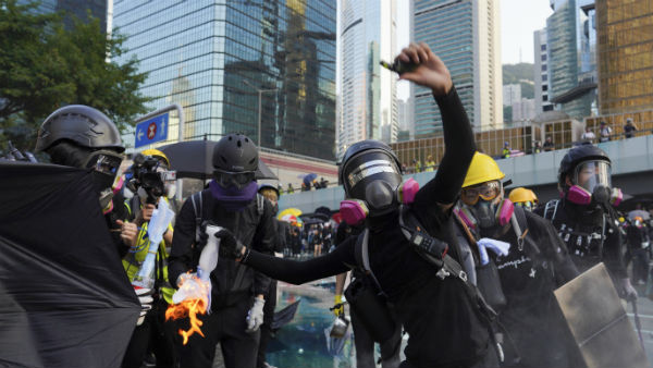 e fire tear gas in Hong Kong e fire tear gas in Hong Kong