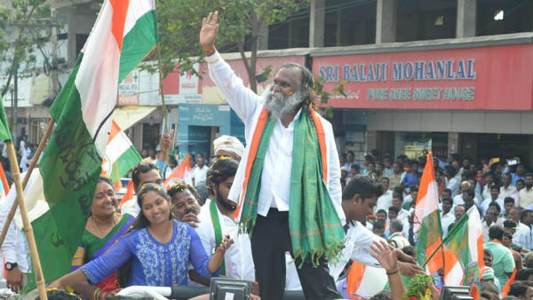 తెలంగాణా ఉద్యమంలో పని చేసిన నేతలంతా ఏమయ్యరని ప్రశ్న