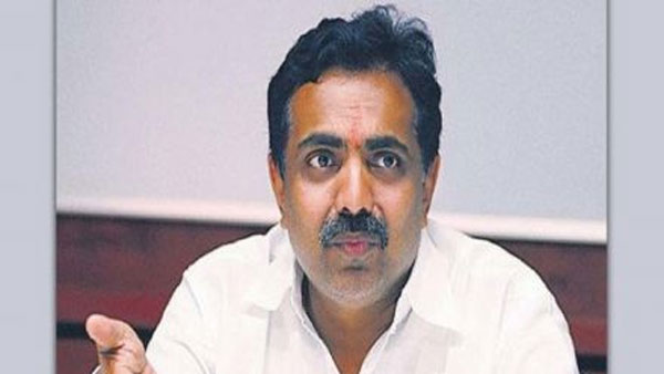 వేడుకగా