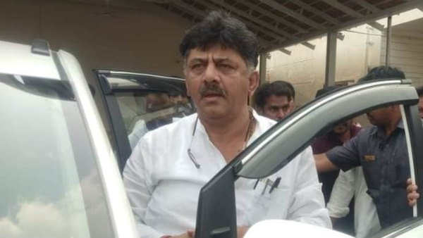 తమాషాగా ఉందా..కోర్టు తీర్పులతో ఆటలా..?