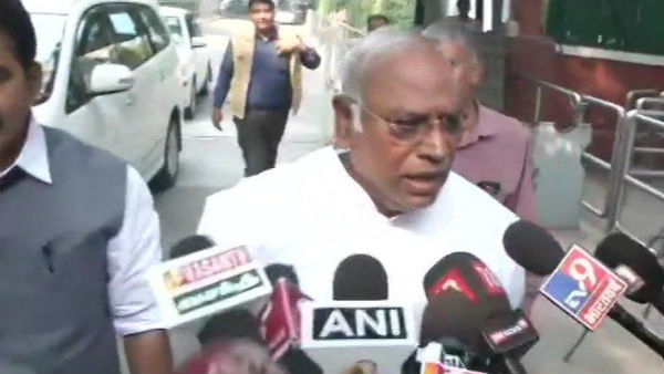 గవర్నర్ వద్దకు ప్రతినిధుల బృందాన్ని పంపించాలంటూ..