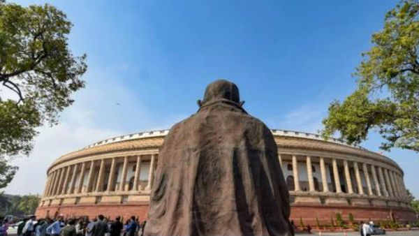 28 ఏళ్ల తర్వాత గాంధీ కుటుంబానికి ఎస్పీజీ భద్రత తొలగింపు