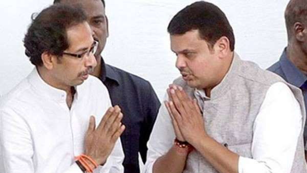 గమ్మత్తుగా మహా రాజకీయం.. ట్విస్టుల మీద ట్విస్టులు