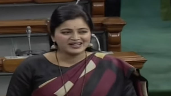 నవనీత్ కౌర్ నటి నుంచి పొలిటిషియన్గా