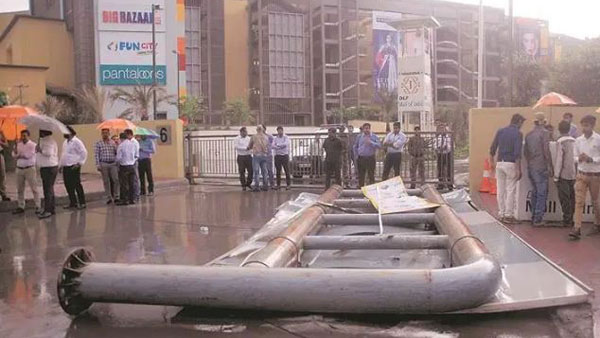 PVR employee’s body found in DLF Mall of India at Noida in Uttar Pradesh, probe underway PVR employee’s body found in DLF Mall of India at Noida in Uttar Pradesh, probe underway