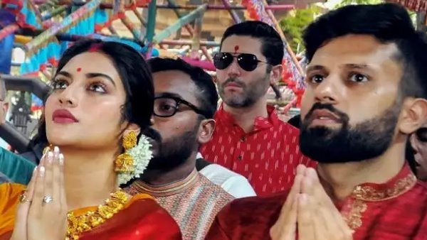 పెళ్లి నాటి నుంచే వార్తల్లో నుస్రత్ జహాన్..