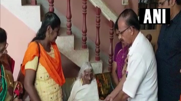 105 year old Kerala woman appears for 4th standard exam 105 year old Kerala woman appears for 4th standard exam
