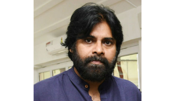శిక్షణ లేని ఇంగ్లీషు టీచర్ల వల్ల ఓ జనరేషన్ నష్టపోయింది.. ప్రభుత్వ విధానం పట్ల మండిపడ్డ పవన్..