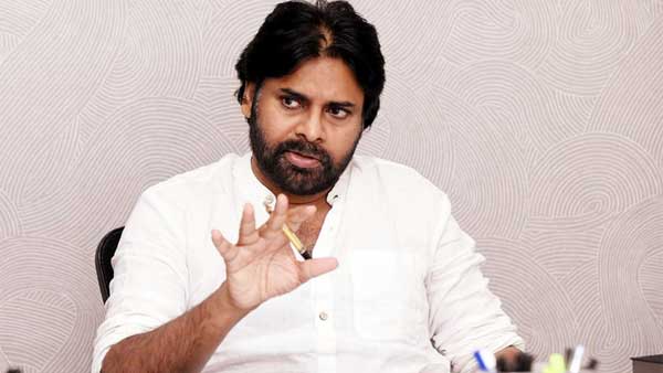 పవన్ చేసిన పొరపాటు అదేనా?