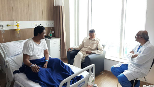 TDP President Chandrababu inquired about health condition of PAC Chairman Payyavula Keshav in hospital TDP President Chandrababu inquired about health condition of PAC Chairman Payyavula Keshav in hospital