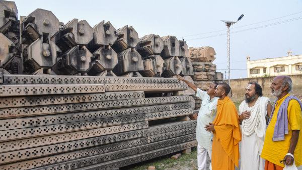 శిల్పి మృతితో తాత్కాలికంగా బ్రేక్