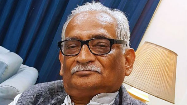 Senior Advocate Rajeev Dhavan files contempt plea over threat in Supreme Court, Senior Advocate Rajeev Dhavan files contempt plea over threat in Supreme Court,