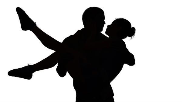 కట్టు కథ అల్లిన కిలాడీ లేడీ