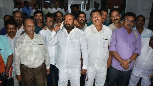 ఎర్రబెల్లికి అవసరంలేని అంశం.. పని చూసుకోవాలంటున్న కార్మికులు..