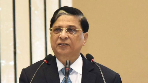 జస్టిస్ దీపక్ మిశ్రా, జస్టిస్ ఖన్విల్కర్ల తీర్పు
