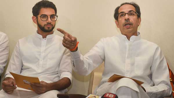థాకరే కుటుంబం నుంచి తొలిసారిగా..