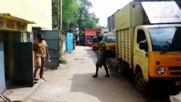 వయసులో 10 ఏళ్లు పెద్దది