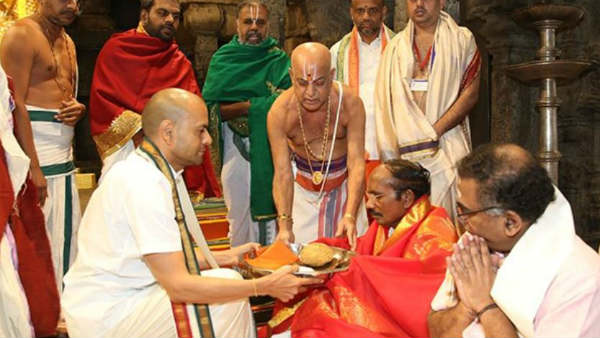 ISRO Chiarman K Sivan visits Tirumala on Tuesday and offers prayers to Lord Balaji ISRO Chiarman K Sivan visits Tirumala on Tuesday and offers prayers to Lord Balaji
