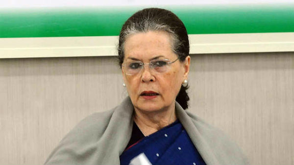Sonia Gandhi says thanks to SPG for protecting her family Sonia Gandhi says thanks to SPG for protecting her family