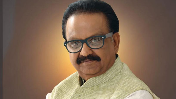 బాలీవుడ్ కే పెద్ద పీట..