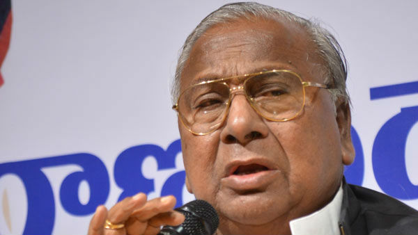 బీసీ నాయకులలో సీనియర్ వీహెచ్ కూడా ఉన్నారని జగ్గా రెడ్డి వ్యాఖ్యలు