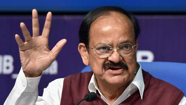 వెంకయ్యను విమర్శించే స్థాయి లేదు..