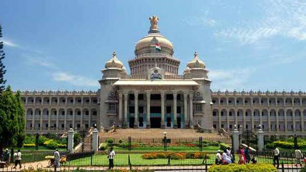 డెడ్ లైన్ తో ఆందోళన