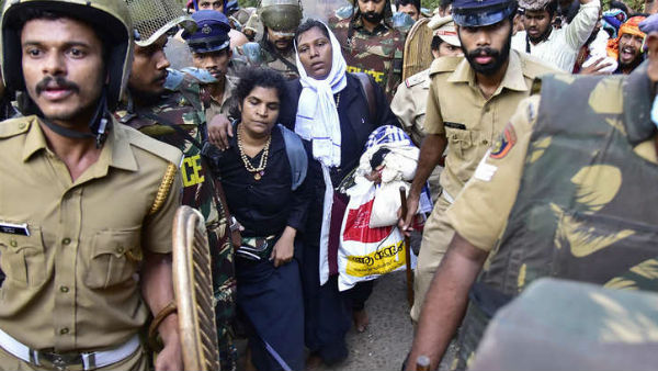 మారు వేషాలతో..