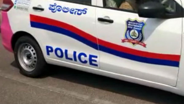 ప్రయాణికుల్లా ఆటోల్లో పోలీసులు