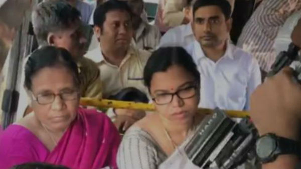 పెంచిన ఛార్జీలపై లోకేష్ ఫైర్..