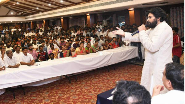 నేను మోడీని కలిస్తే వైసీపీ ఎక్కడ ఉండేది?