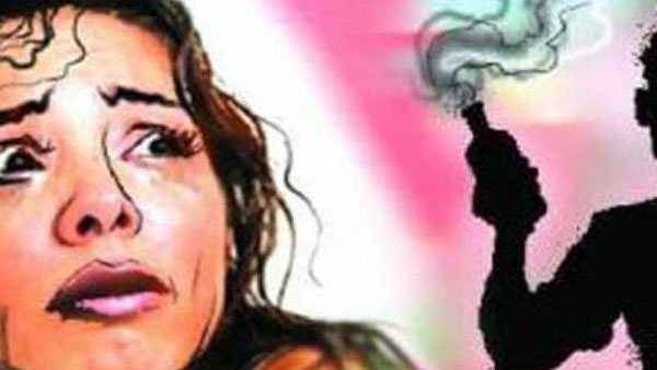 ఇంటి సమీపంలో బైక్ లో !