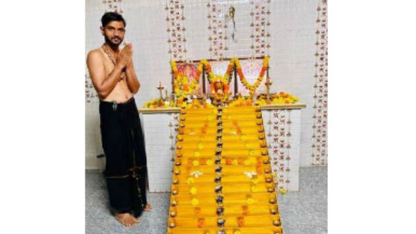 Karnataka: muslim youth turned as Lord Ayyappa devotee and wear black dress during the deeksha Karnataka: muslim youth turned as Lord Ayyappa devotee and wear black dress during the deeksha