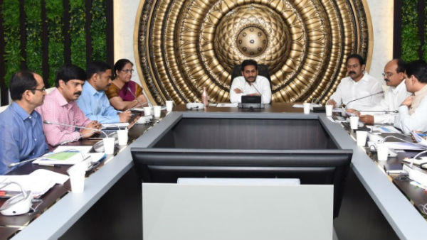 పేరు లేకపోవడంతో..