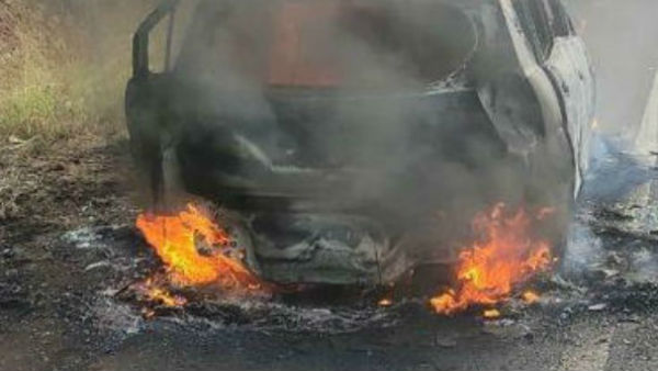 28 year old women was burned to death alive at National Highway 9 at Bidar in Karnataka 28 year old women was burned to death alive at National Highway 9 at Bidar in Karnataka