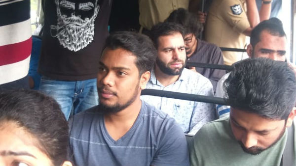 ఓయూ, ఐఎస్బీ విద్యార్థులతో కలిసి..