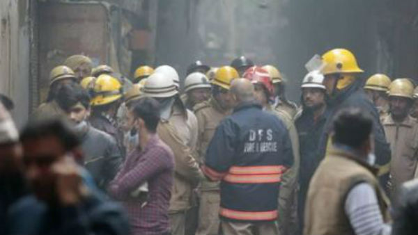35 killed in massive fire in Delhis Anaj Mandi.. 35 killed in massive fire in Delhis Anaj Mandi..