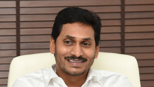 ఉద్యోగాలు వచ్చేలా చర్యలు