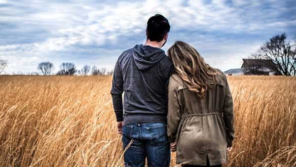 ప్రియుడిని మరిచిపోలేక