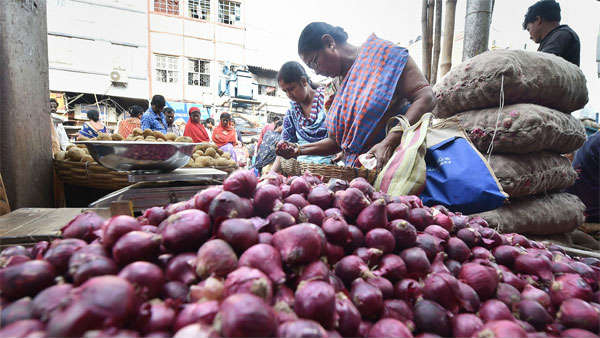 ఆర్ధిక మందగమనం ఎఫెక్ట్ ... పెరిగిన ఉల్లి ధరలు