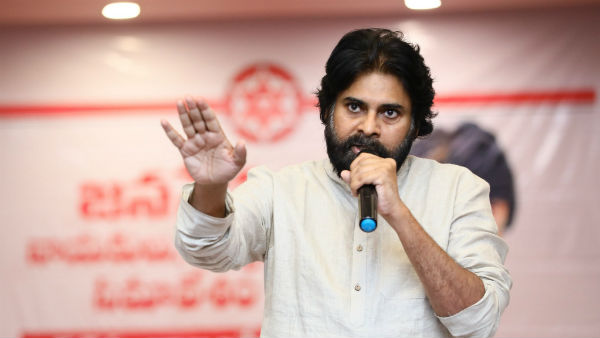 పవన్ కళ్యాణ్, మంత్రుల మధ్య మాటల యుద్దం