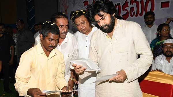 జన సైనికులపై దాడులు
